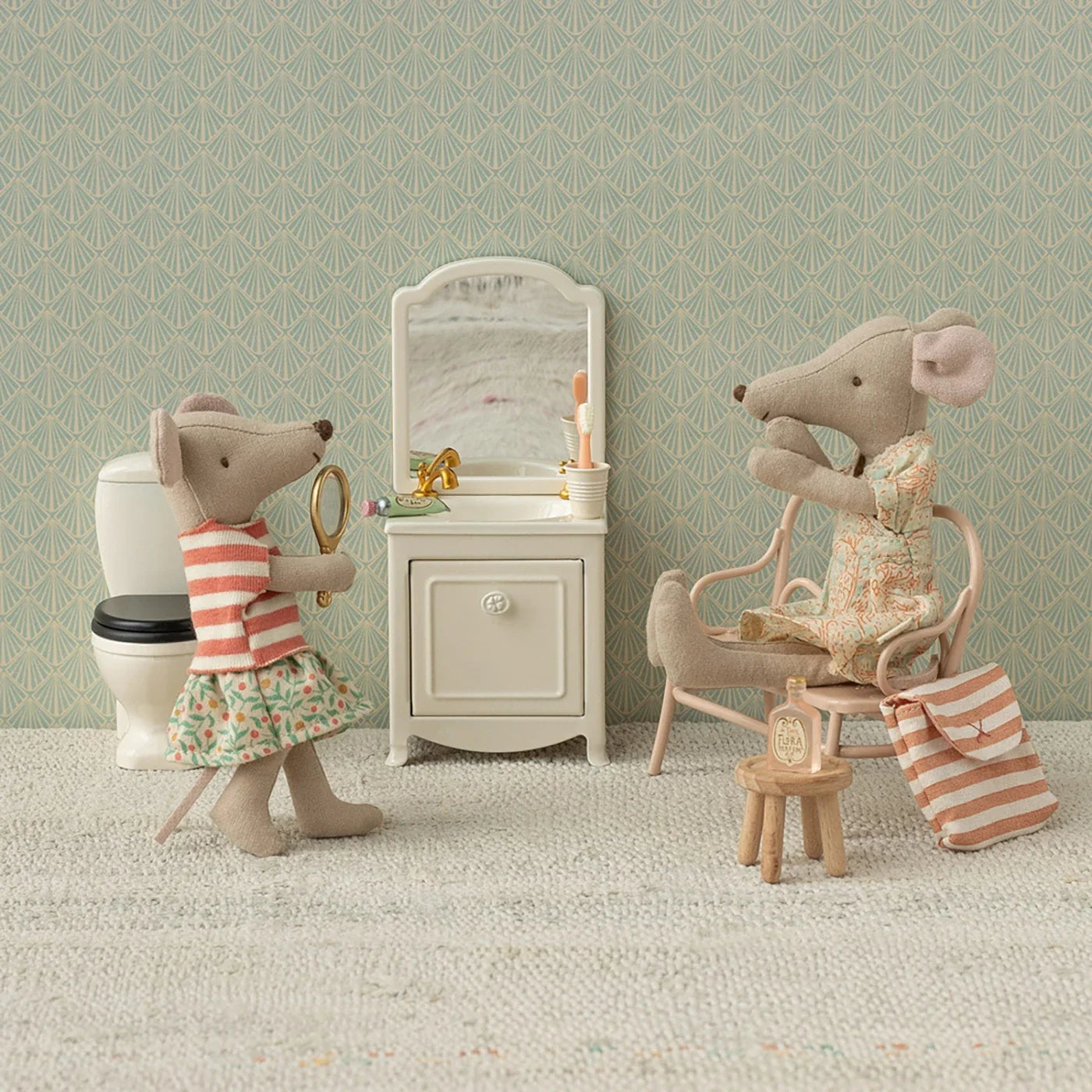 Toothbrush set Accessory for mouse