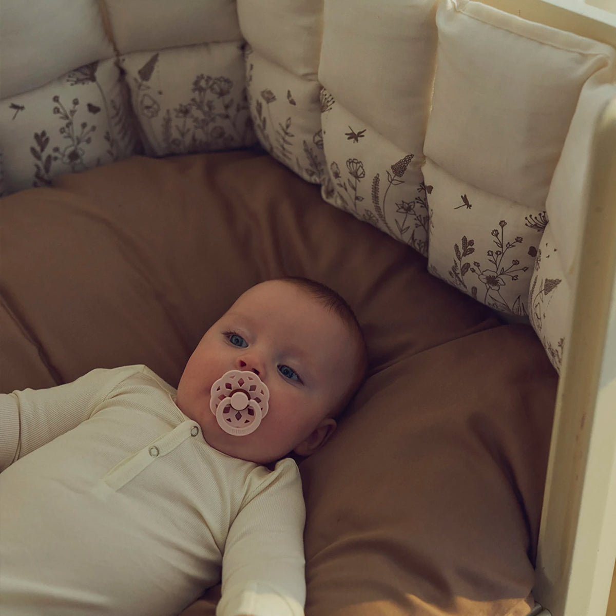 Kapok floral Cot bumper