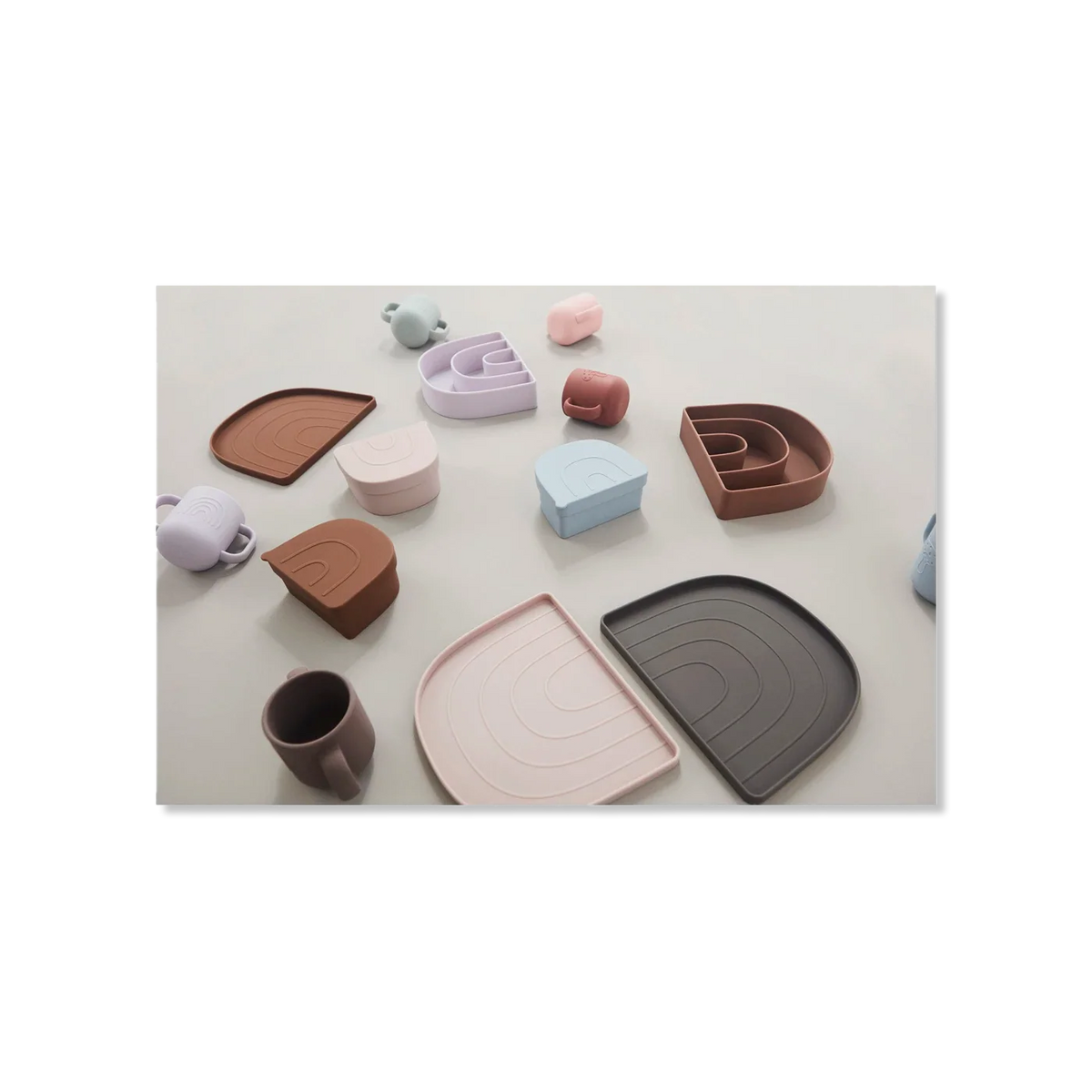 Rainbow kids tableware