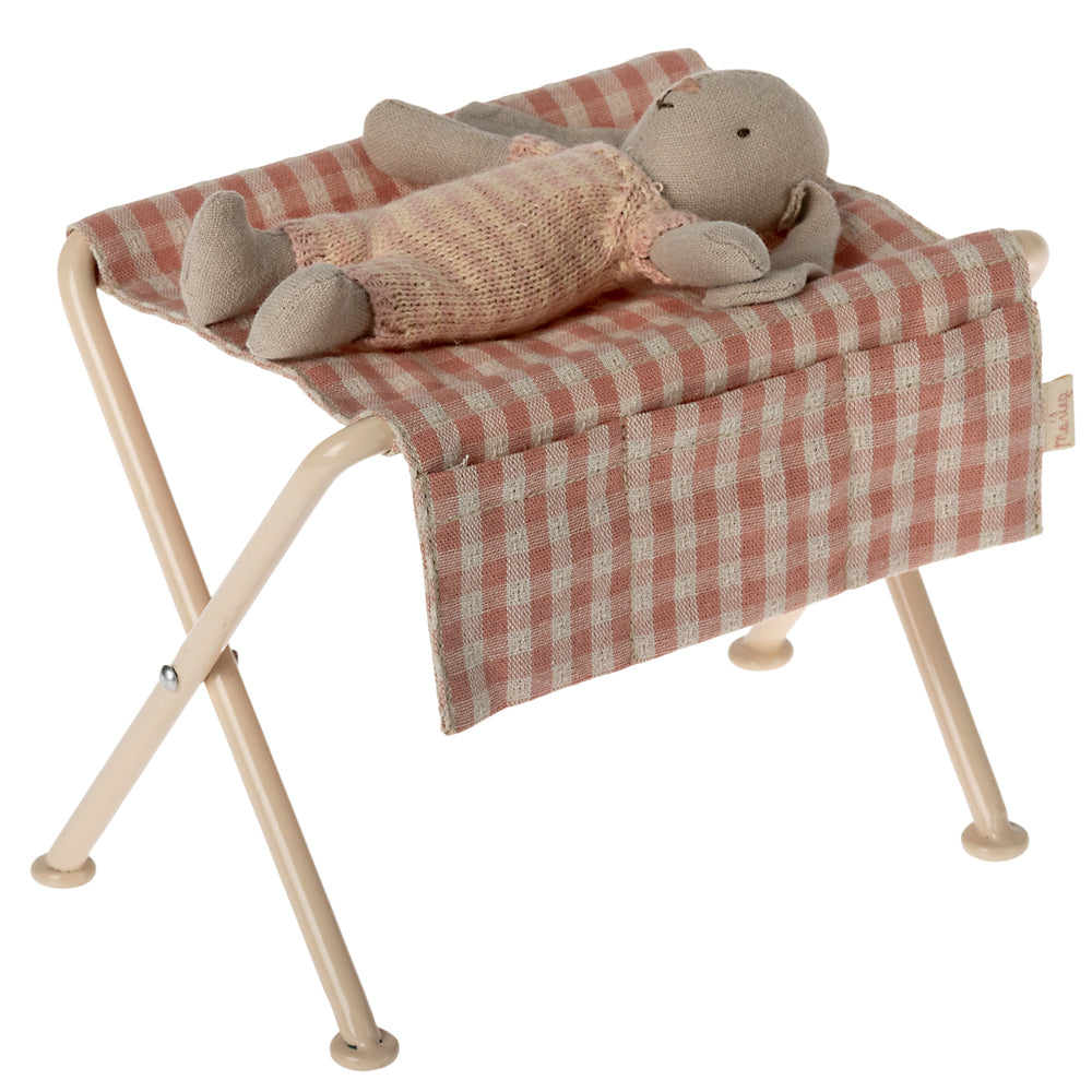 Furniture for mice