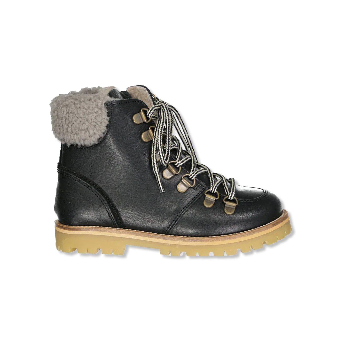 Shearling winter boots