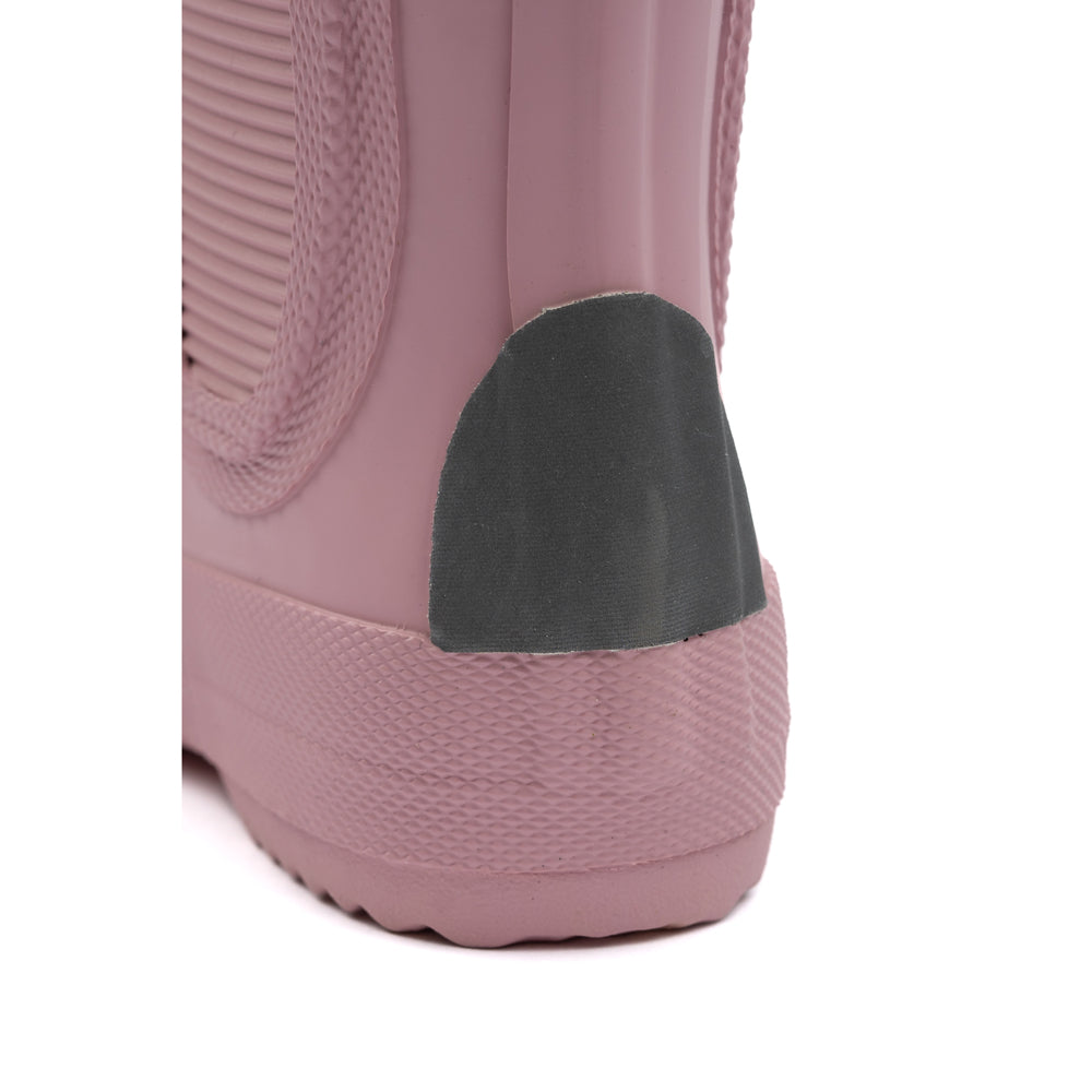 wellies