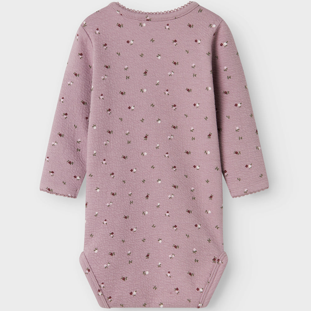 Nbftusia summer suit