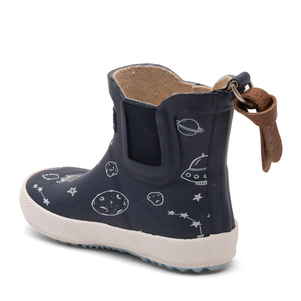 wellies
