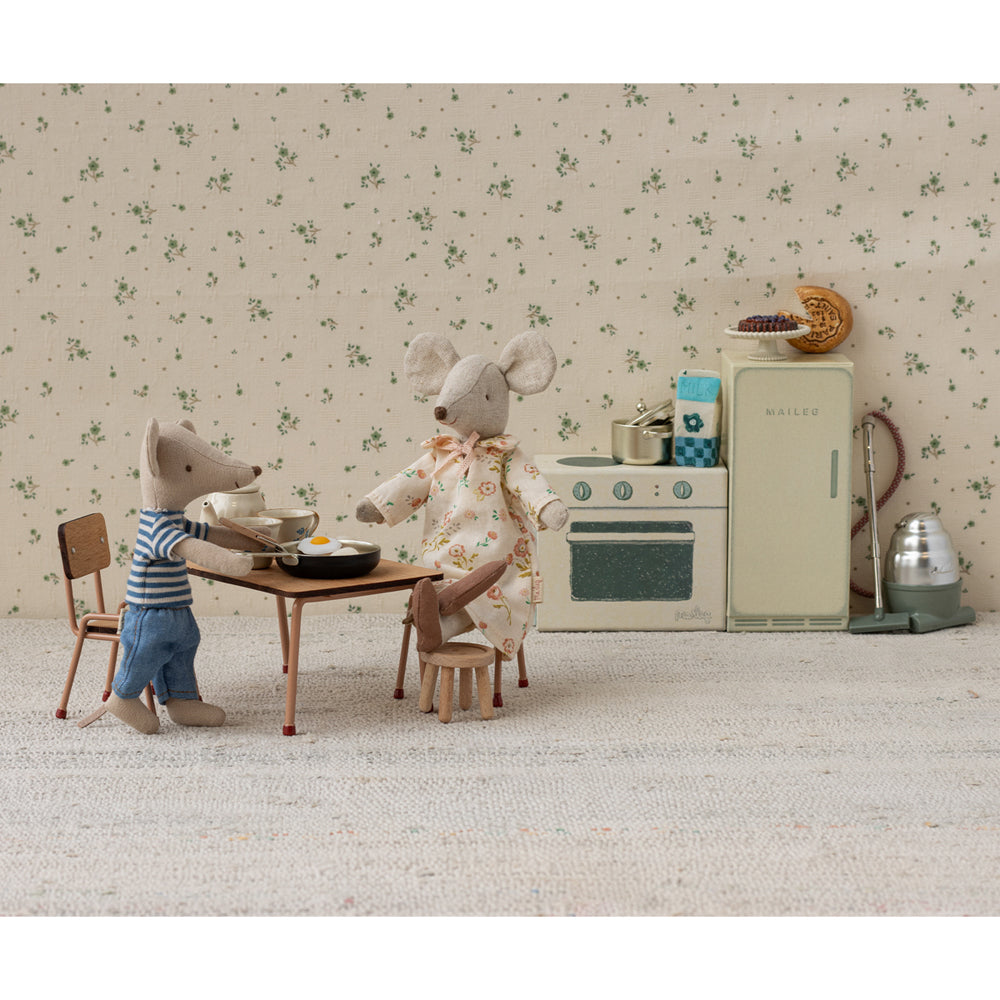 Furniture for mice