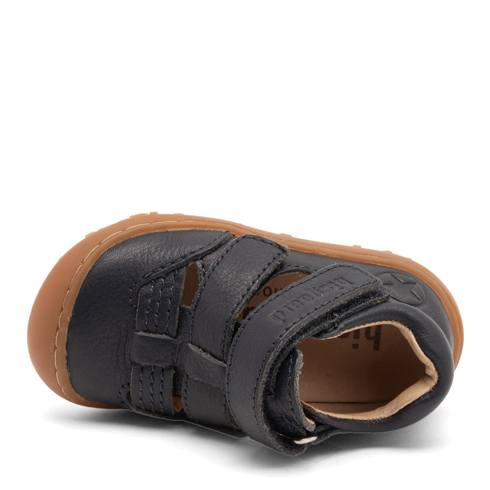 Closed sandals
