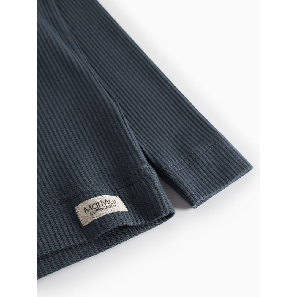 lS T-shirt