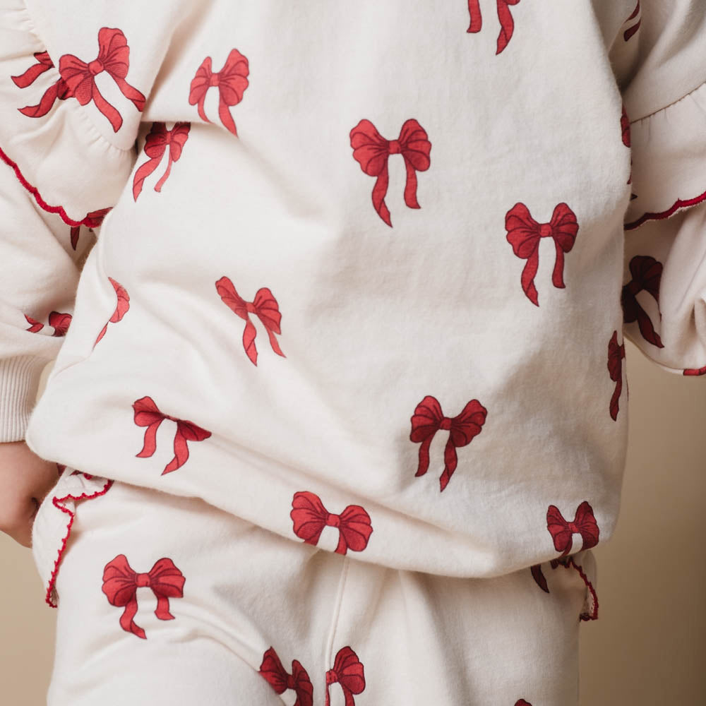 Amelia christmas clothes