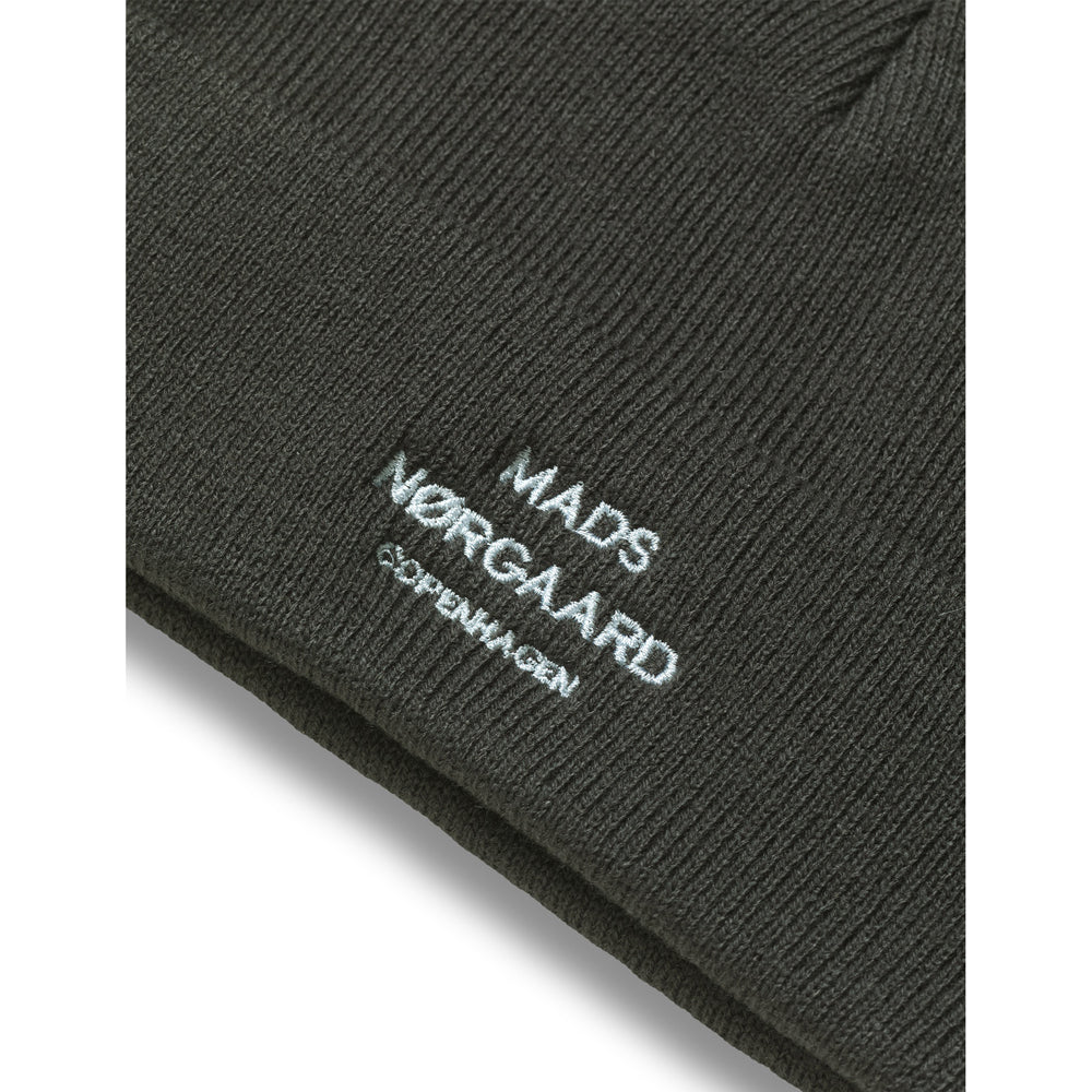 Isak Ambas hat