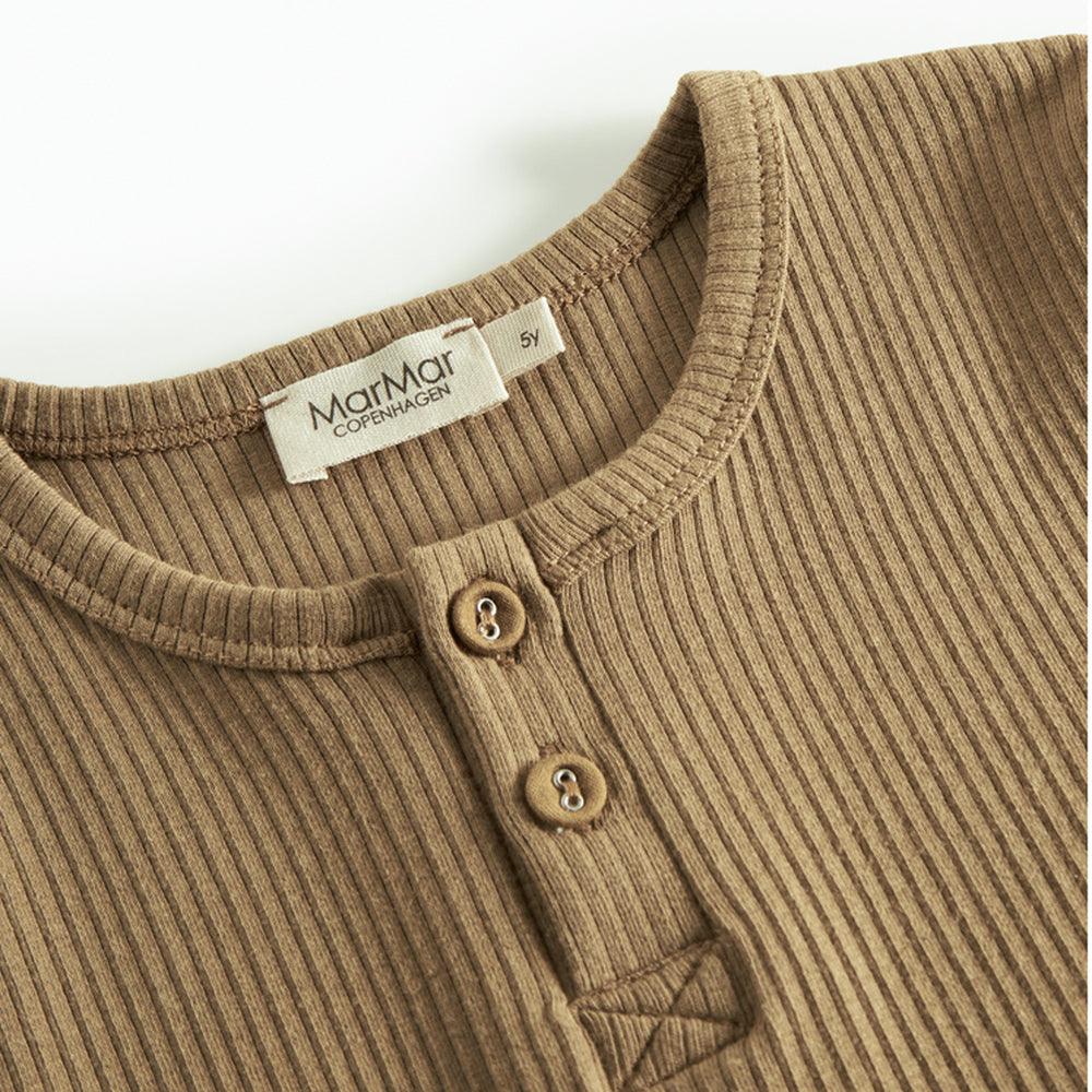 lS T-shirt