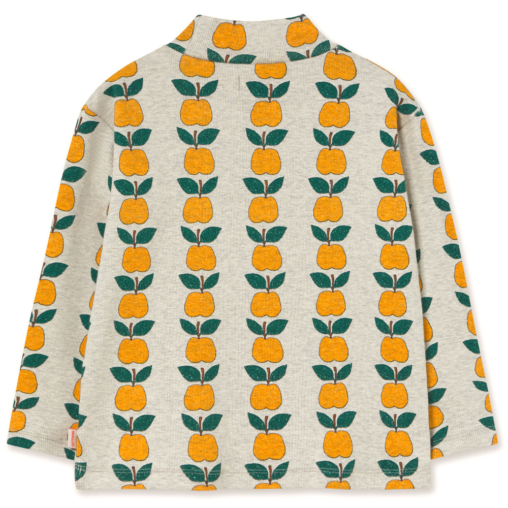 APPLES lS T-shirt