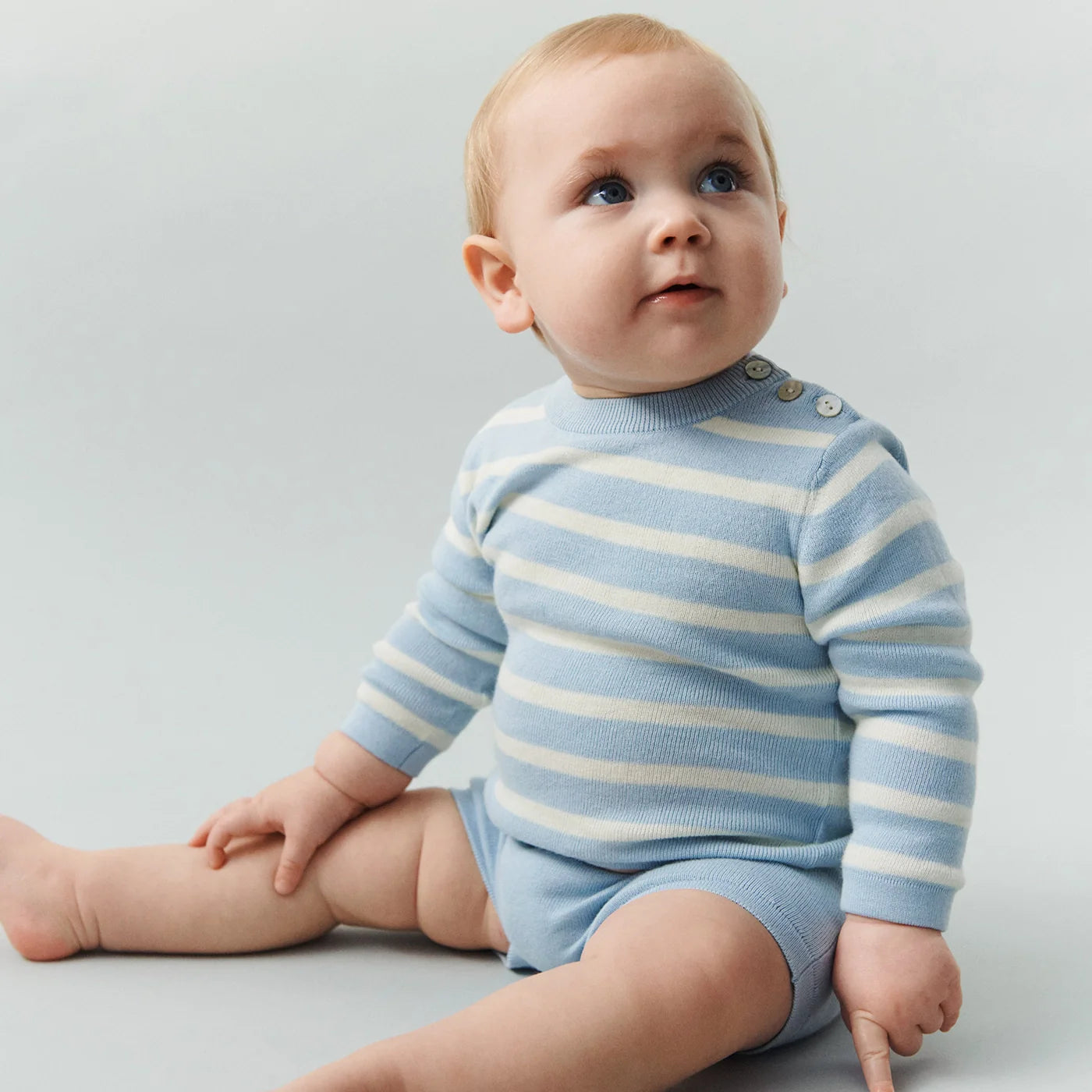 Baby Tee lS T-shirt
