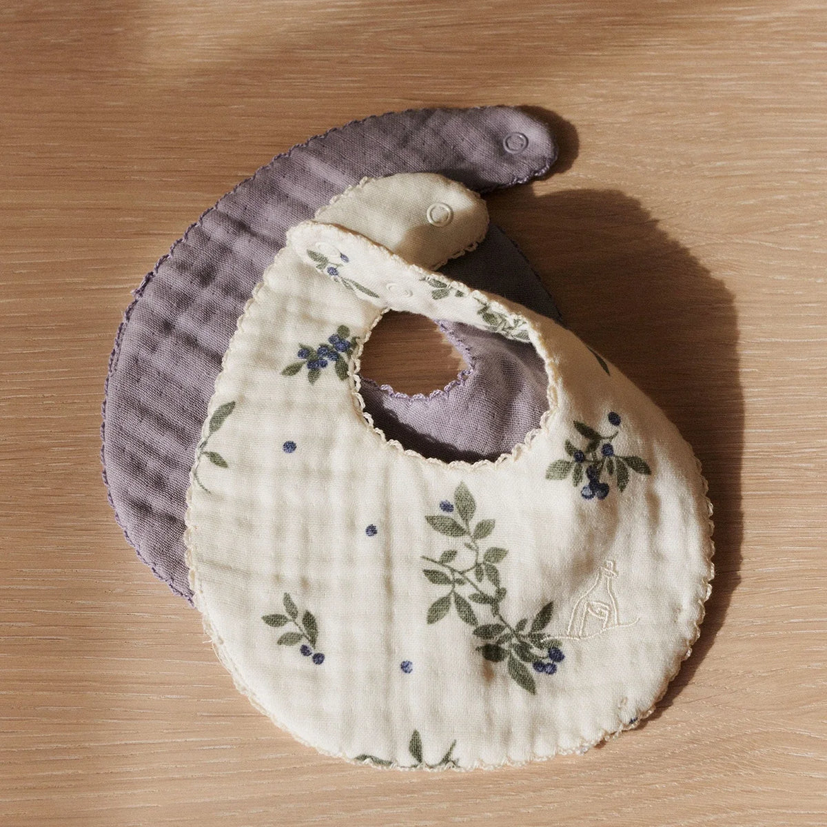 Koa Bib