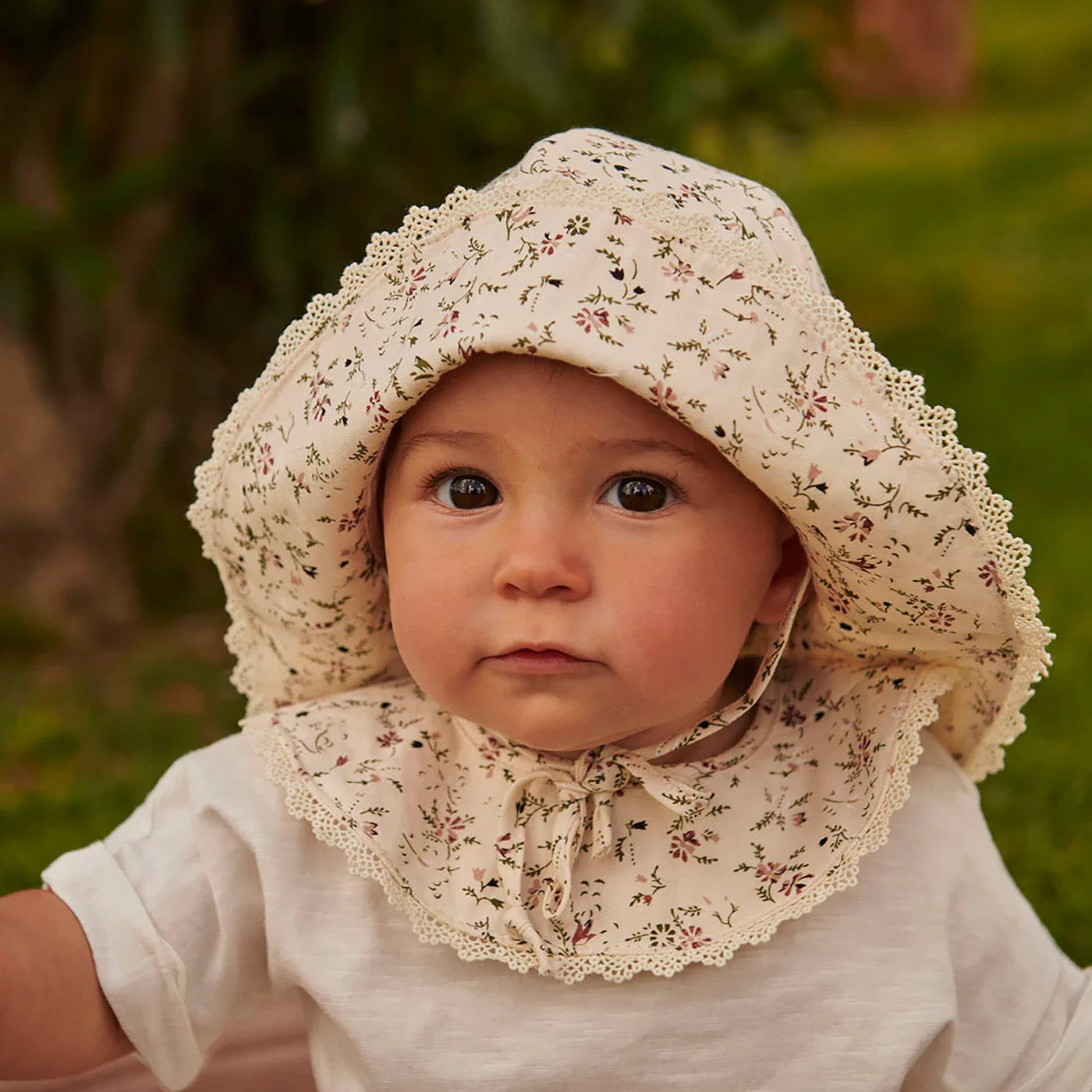 Lottie Sun hat