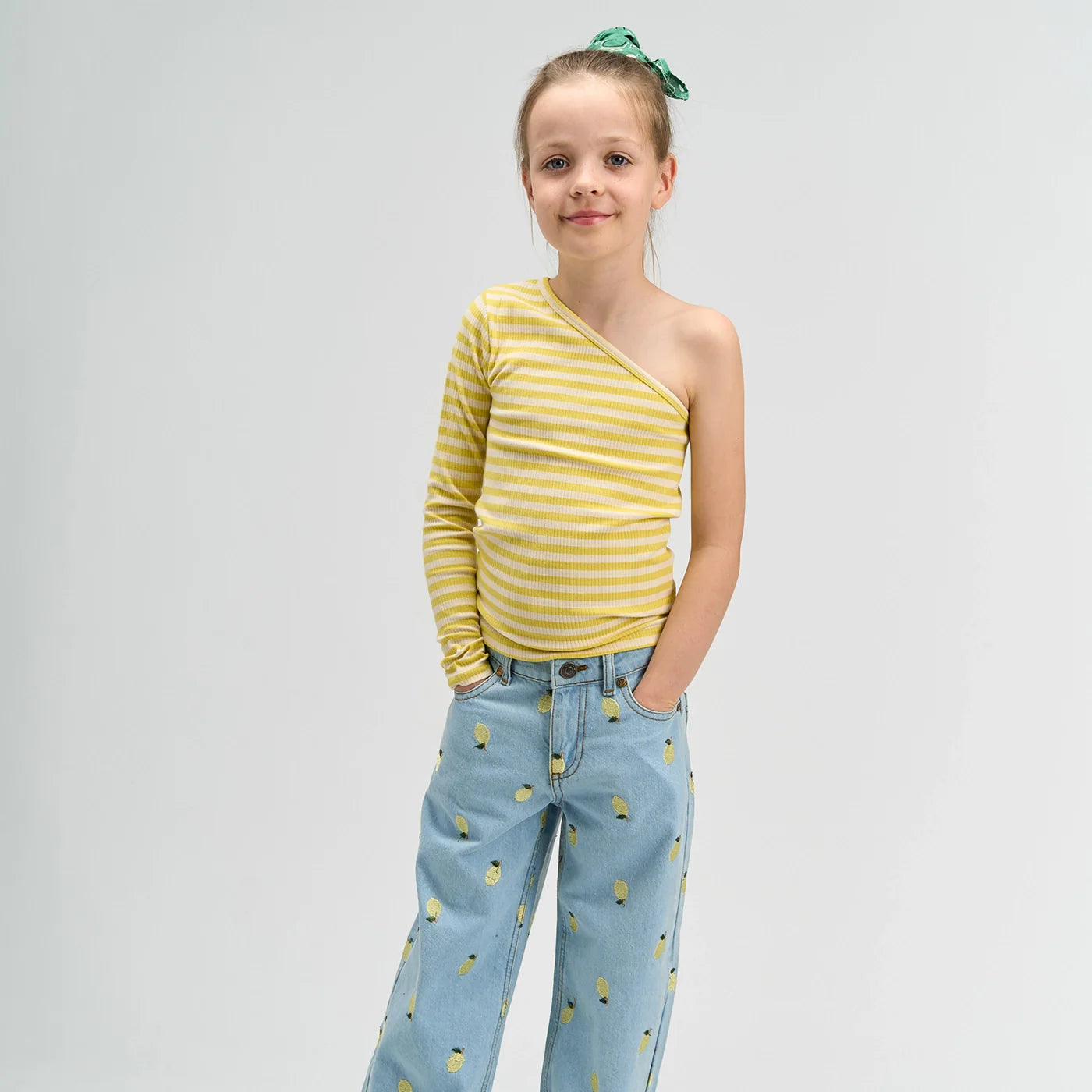 TNSia jeans