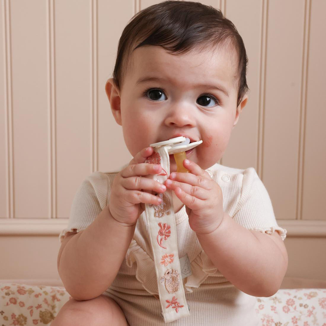 Augusta Pacifier clip