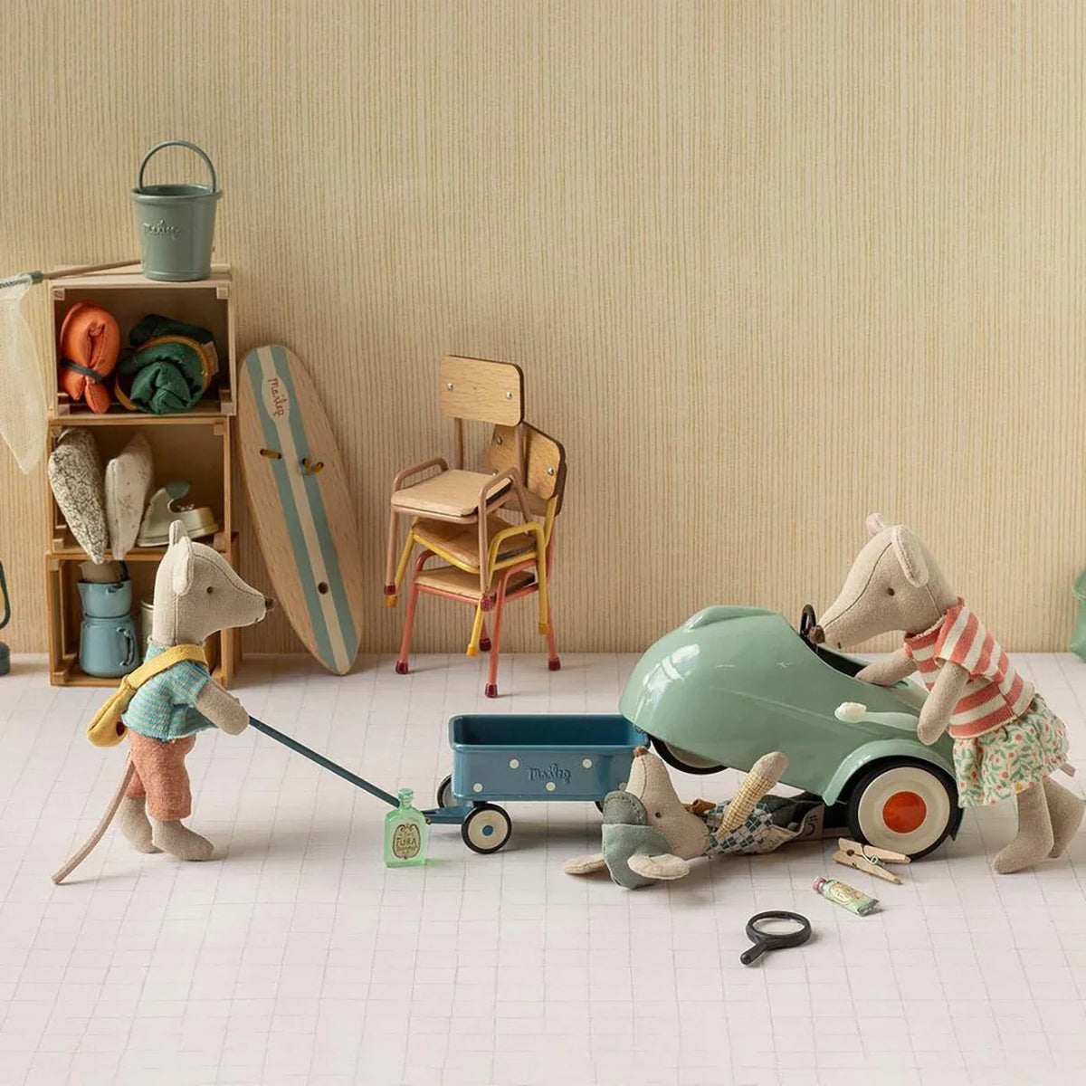 Bil Furniture for mice