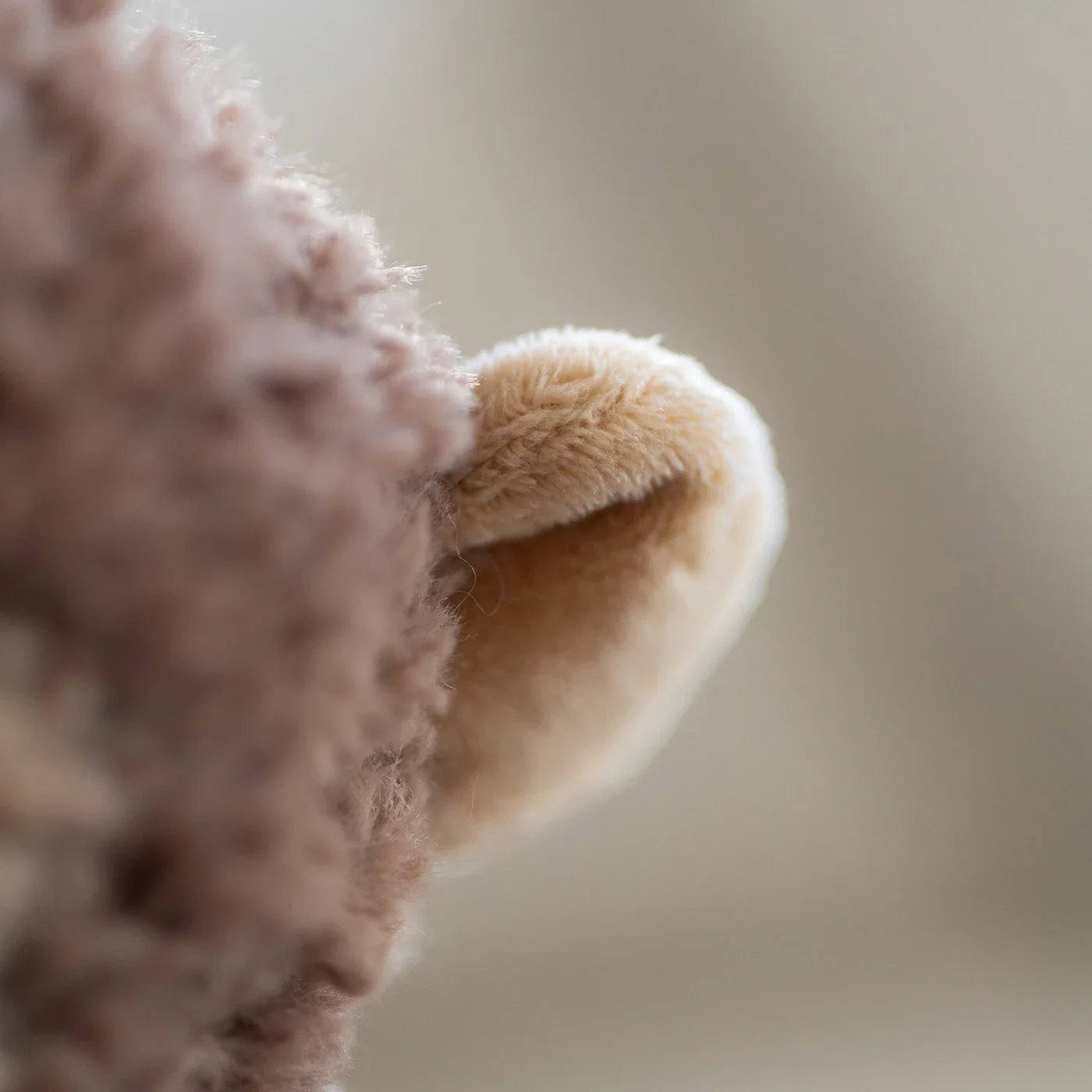 Retro pals Teddy bears