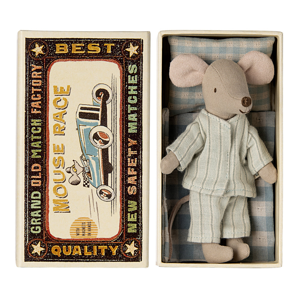 dolls & accessories