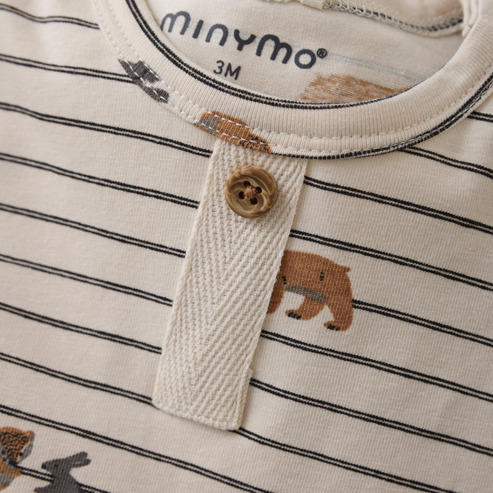 lS T-shirt