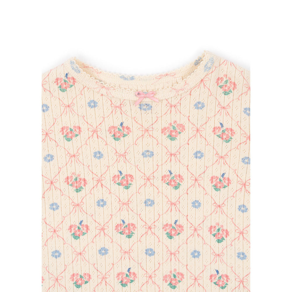 MINNIE lS T-shirt