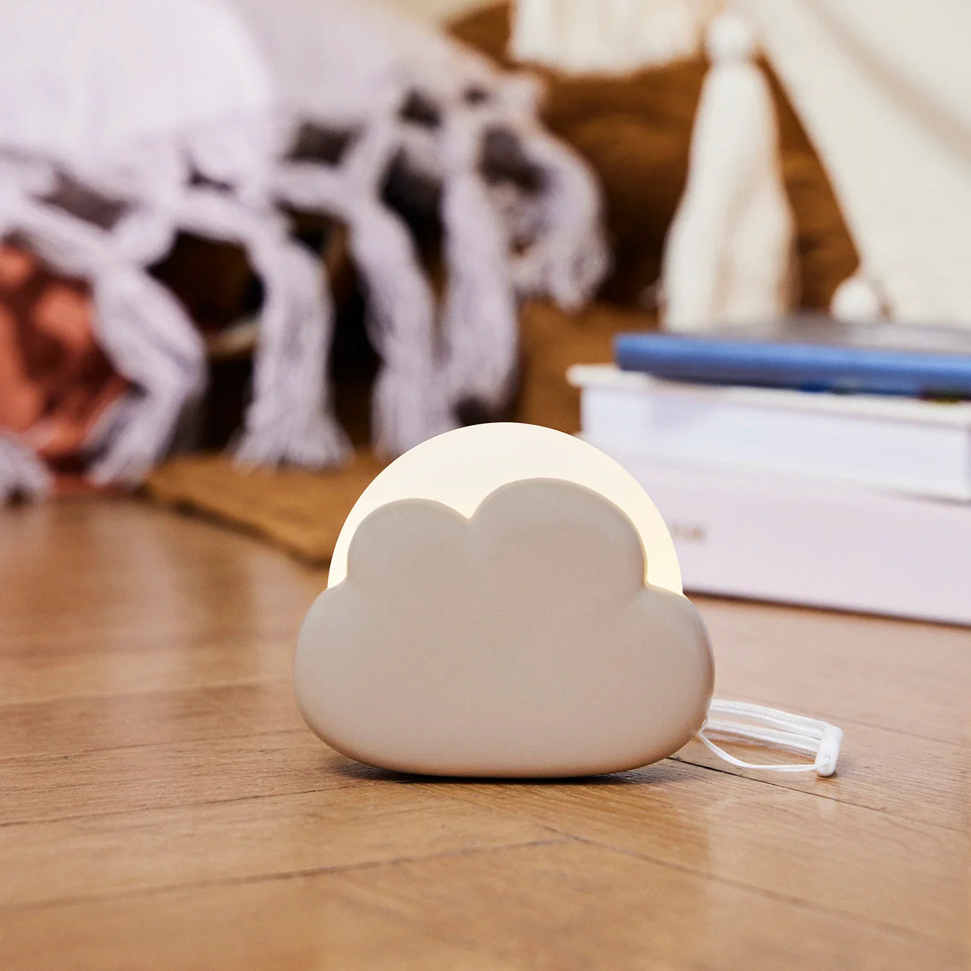 Cloudy lamp
