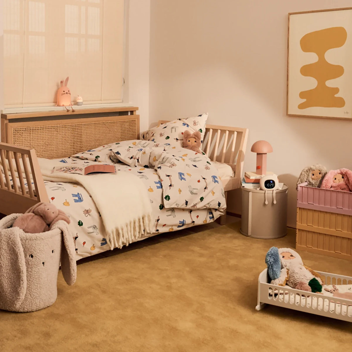 Carl adult Bedding