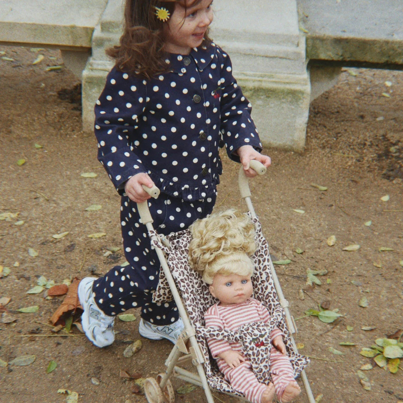 Leo doll stroller