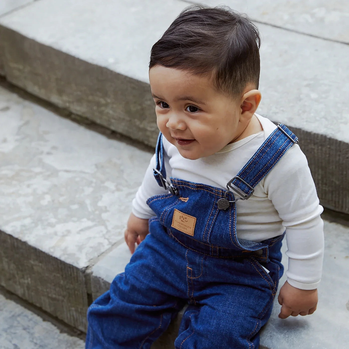 Baby Latzhosen