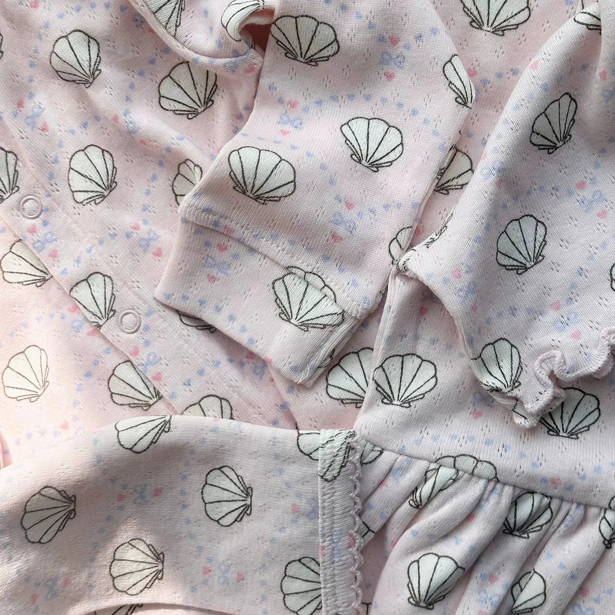 Pointelle bow Blouse