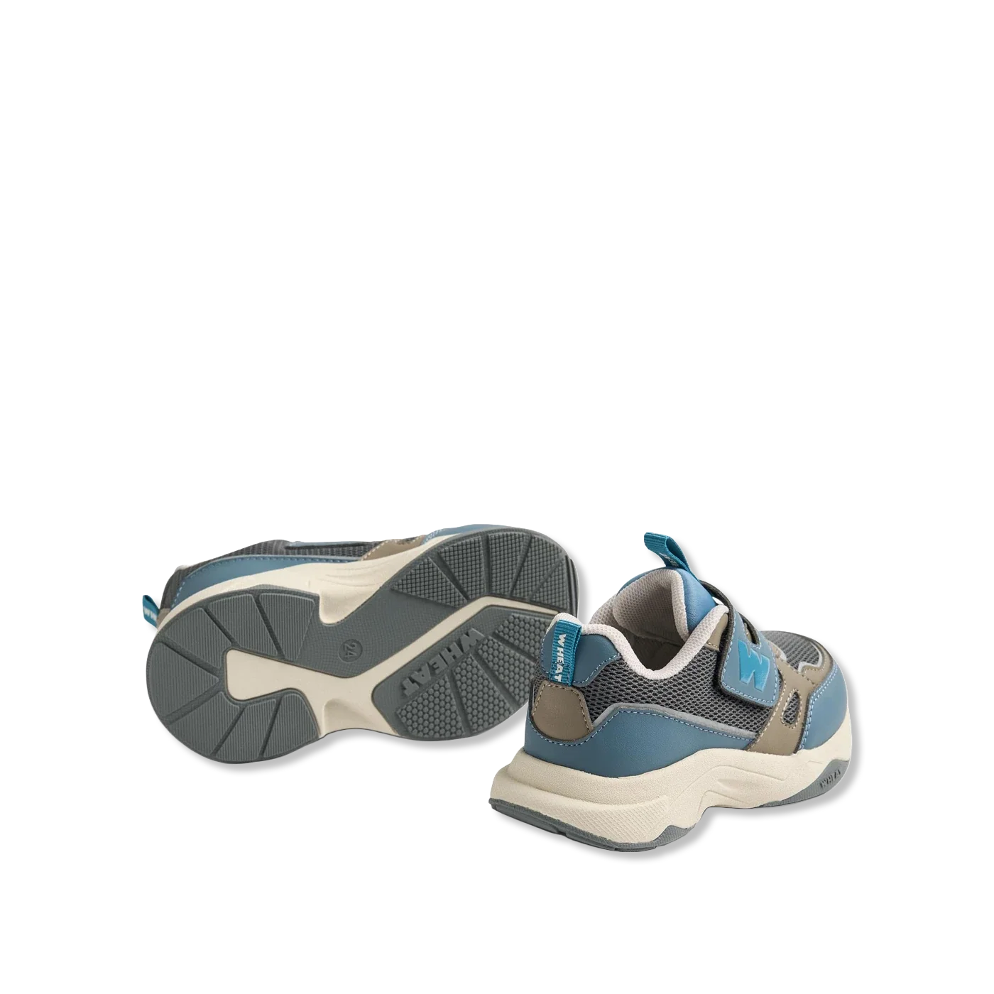 Cove Sneaker