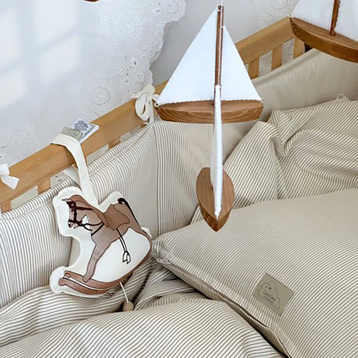 Classic Cot bumper
