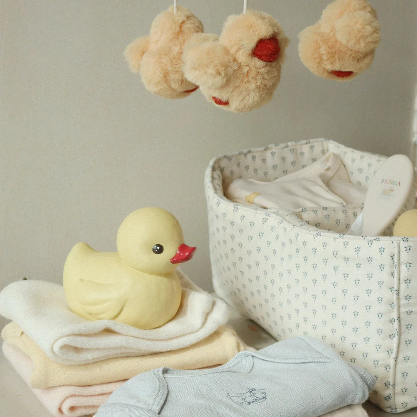 Diaper organizer Basket