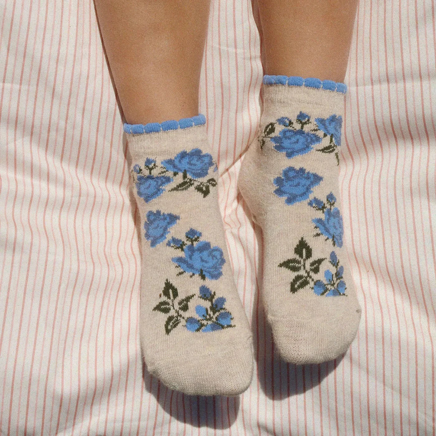 JACQUARD socks